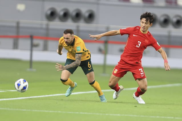 サッカー日本 メンバー刷新で攻撃のテンポアップを 日本経済新聞 サッカー日本 メンバー刷新で攻撃のテンポアップを 日本経済新聞