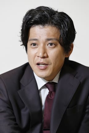 ドラマ 日本沈没 に主演の小栗旬さん 危機でも希望を 日本経済新聞 ドラマ 日本沈没 に主演の小栗旬さん 危機でも希望を 日本経済新聞