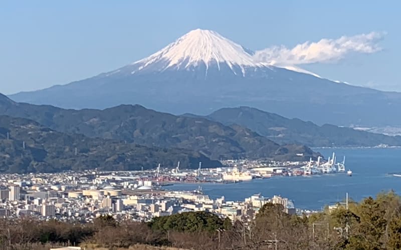 静岡市内から見た富士山 静岡市内から見た富士山