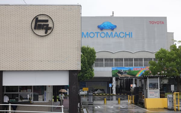 トヨタ 国内14ライン停止へ 地震で部品滞り最長4日 日本経済新聞