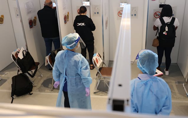 入国時の待機 10日間に短縮 ワクチン接種証明で 日本経済新聞 入国時の待機 10日間に短縮 ワクチン接種証明で 日本経済新聞