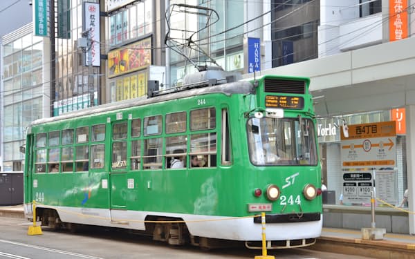 札幌市の路面電車は新型コロナ禍で採算性が悪化している