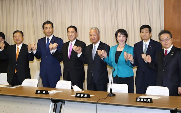 【悲報】岸田人事に安倍氏「正直、不愉快だ」 3Aに響く不協和音… 【悲報】岸田人事に安倍氏「正直、不愉快だ」 3Aに響く不協和音…
