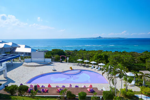 新型コロナ 沖縄北部のリゾートホテル 琉球キャピタルが買収 日本経済新聞 新型コロナ 沖縄北部のリゾートホテル 琉球キャピタルが買収 日本経済新聞