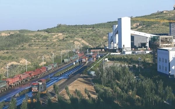 政府の指導を受けて増産する内モンゴル自治区の炭鉱会社（同社のＳＮＳより）