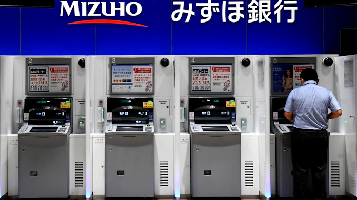 みずほ幹部 システム使いこなせず 機器の故障頻発 日本経済新聞