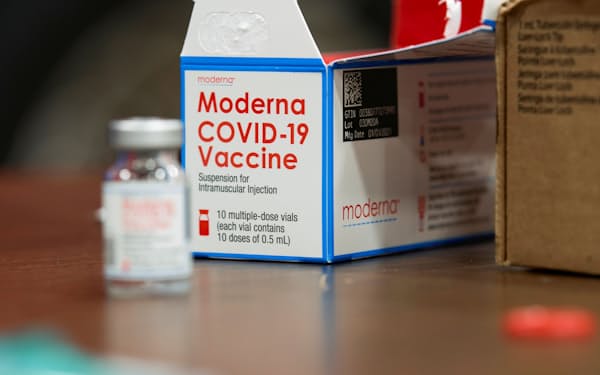 米当局が、モデルナ製のワクチンについて１２～１７歳向けの承認を延期する方針が報じられた＝ロイター
