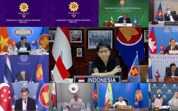 ASEAN外相は下旬の首脳会議でのミャンマー代表者の扱いをめぐり協議した（15日）＝インドネシアのルトノ外相のツイッター