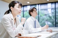 新たな学びを得る「リスキリング」に取り組む人が増えつつある(写真はイメージ) =PIXTA 新たな学びを得る「リスキリング」に取り組む人が増えつつある(写真はイメージ) =PIXTA