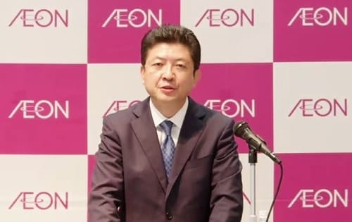 イオンの吉田昭夫社長は21年3～8月期の決算説明会で、フジとマックスバリュ西日本の経営統合に触れ、「統合メリットを具現化していきたい」と力を込めた