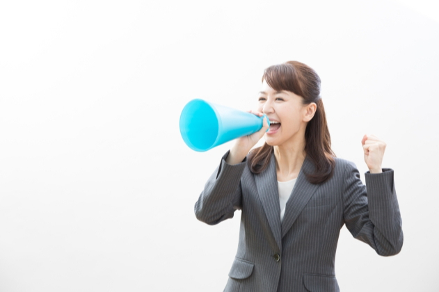 言葉選びを工夫しないと、思いが伝わりにくい(写真はイメージ) =PIXTA