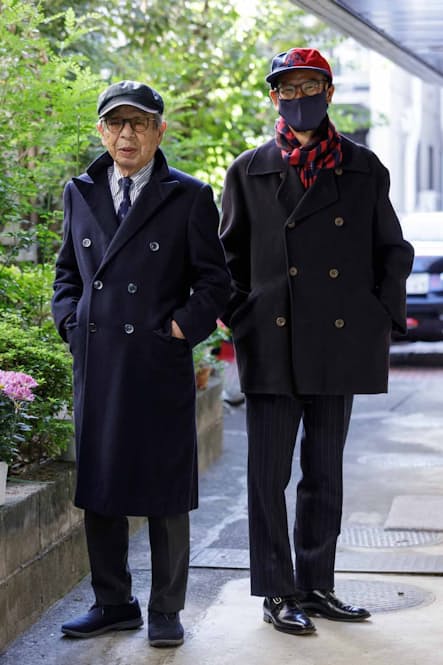 Pコート 薄手の生地でエレガントに 男のトレンチコート 膝下丈でゆったり感 石津 Nikkei Style Pコート 薄手の生地でエレガントに 男のトレンチコート 膝下丈でゆったり感 石津 Nikkei Style