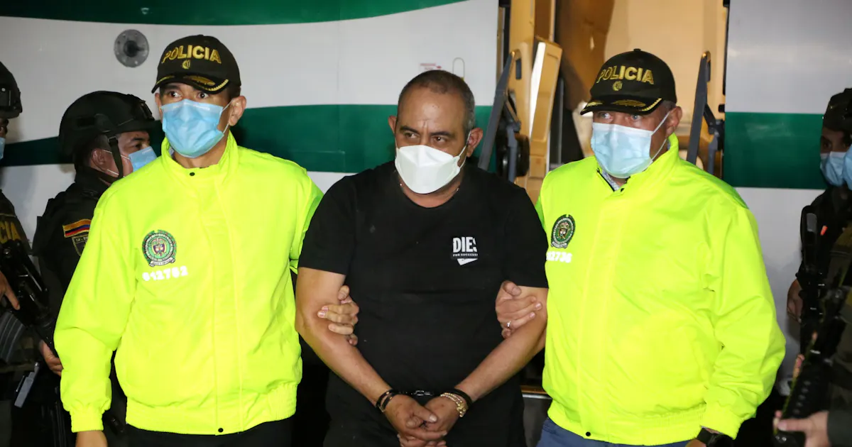 コロンビア 麻薬組織の首領逮捕 コカイン輸出容疑 日本経済新聞 コロンビア 麻薬組織の首領逮捕 コカイン輸出容疑 日本経済新聞