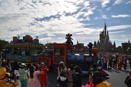 東京ディズニーランド 2年ぶりハロウィーン仮装イベント 日本経済新聞 東京ディズニーランド 2年ぶりハロウィーン仮装イベント 日本経済新聞