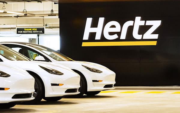 ハーツはテスラのEV10万台をレンタカーとして購入する