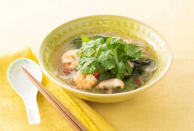 汁ビーフン 秋冬におすすめのホットなエスニック料理 Nikkei Style 汁ビーフン 秋冬におすすめのホットなエスニック料理 Nikkei Style