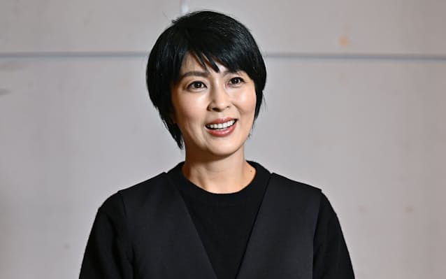 松たか子が売れない作家役 想像力で頭いっぱいに 日本経済新聞 松たか子が売れない作家役 想像力で頭いっぱいに 日本経済新聞