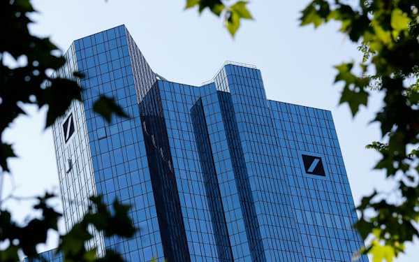 独コメルツ銀行 1万人削減 収益向上へ店舗も4割減 日本経済新聞