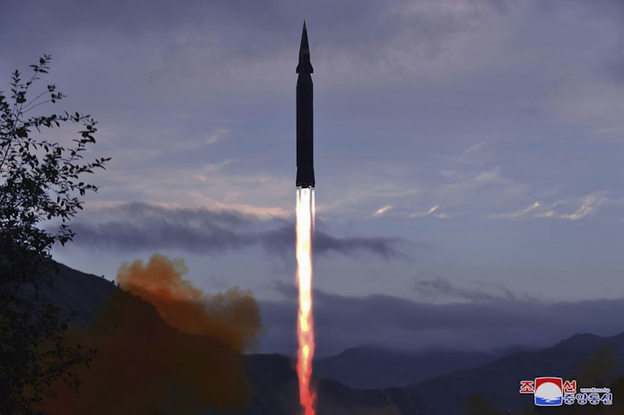 極 超 音速 ミサイル
