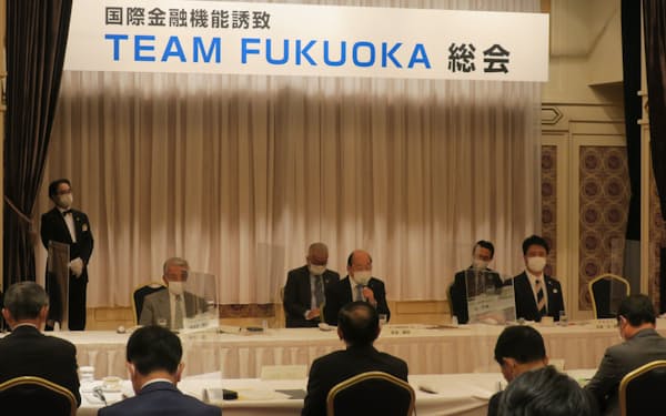 チーム福岡は新会長に九経連の倉富会長を選出（４日、福岡市）