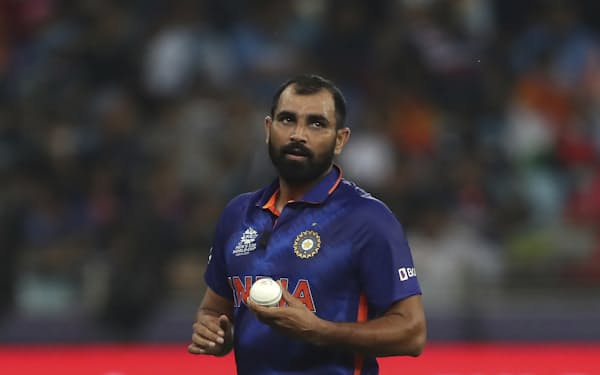 クリケットのインド代表・シャミ選手はパキスタン戦の敗戦でヒンズー教徒からの批判にさらされた＝ＡＰ