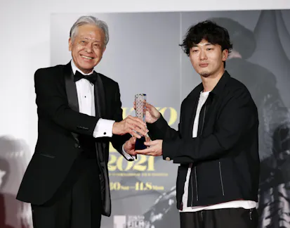 コソボなど合作映画に栄冠 第34回東京国際映画祭 日本経済新聞