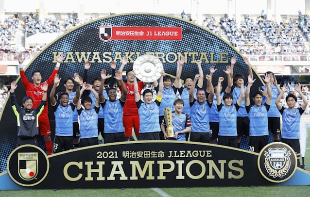 ジーコ魂 パスサッカー 補強 鬼木 川崎v4度のワケ 日本経済新聞 ジーコ魂 パスサッカー 補強 鬼木 川崎v4度のワケ 日本経済新聞