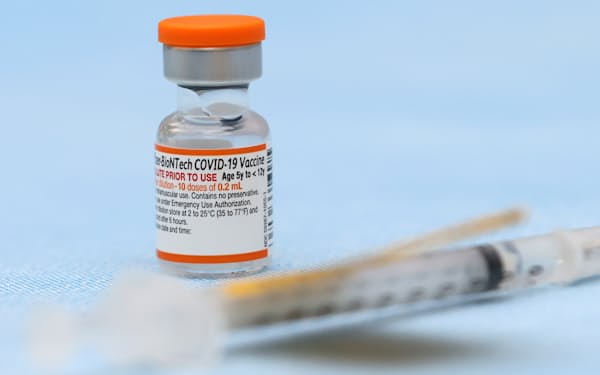 5～12歳にも接種が始まったビオンテック・ファイザーのワクチン=ロイター