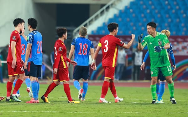11日のW杯カタール大会アジア最終予選で、日本代表は苦しみながらも1-0でベトナムを退けた=ロイター