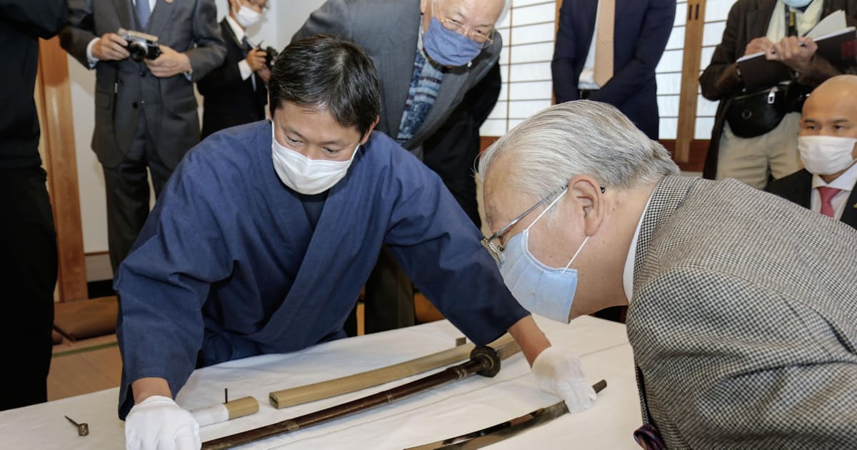 スー チー氏の日本刀修復 岡山の研師ら1年かけ 日本経済新聞 スー チー氏の日本刀修復 岡山の研師ら1年かけ 日本経済新聞