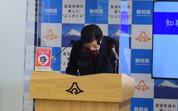 参院補選の応援演説での発言について謝罪する静岡県の川勝知事（12日、静岡市）