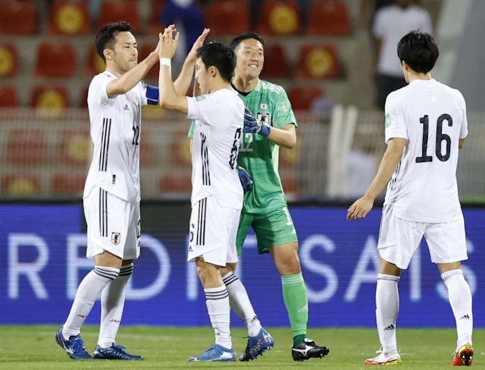 W杯見えてきたサッカー日本 アウェー2連戦の試練克服 日本経済新聞 W杯見えてきたサッカー日本 アウェー2連戦の試練克服 日本経済新聞