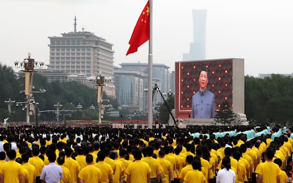 2021年７月の中国共産党建党100年の式典のようす＝ロイター