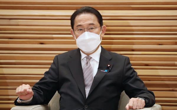 岸田文雄首相は「年内にプッシュ型で５万円の現金給付を始める」と表明していた