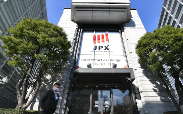 東京証券取引所は２４年に取引時間を延長する