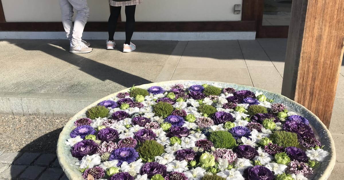 埼玉 行田市 花手水が映す新しい観光 日本経済新聞 埼玉 行田市 花手水が映す新しい観光 日本経済新聞