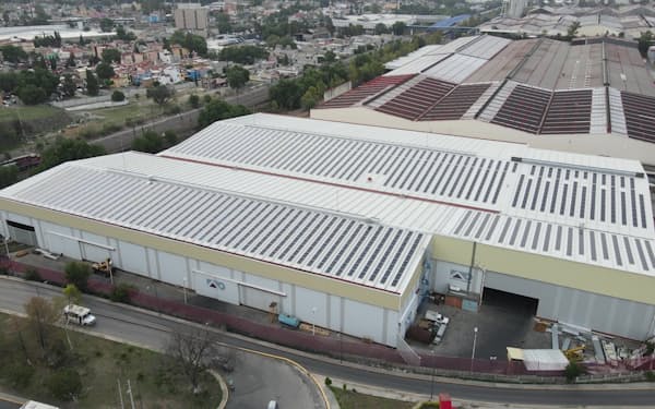 工場などの屋根に太陽光パネルを無償で設置する（メキシコ州）