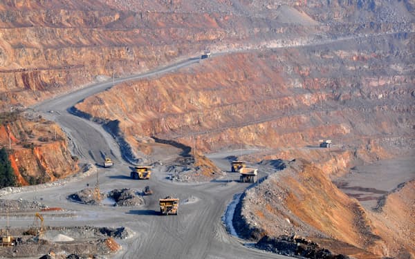 中国江西省の銅鉱山。中国の鉱山会社はアフガニスタンの銅鉱山の採掘権の獲得に向けて動いている＝ロイター
