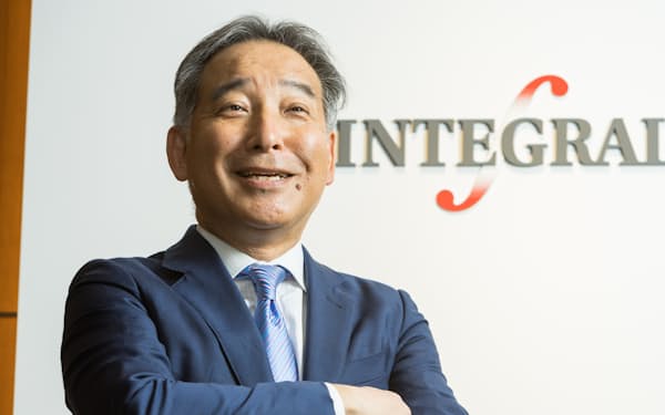 インテグラル代表取締役の山本礼二郎氏は「腕力ある善玉」を信条にしている
