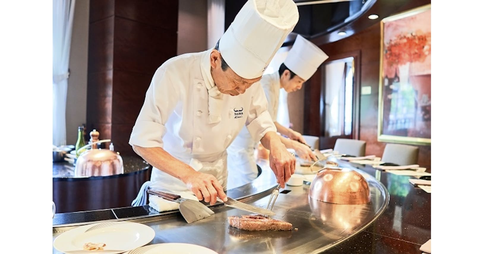 まかせて安心な老舗ステーキ店 鉄板焼きのマエストロ Nikkei Style まかせて安心な老舗ステーキ店 鉄板焼きのマエストロ Nikkei Style
