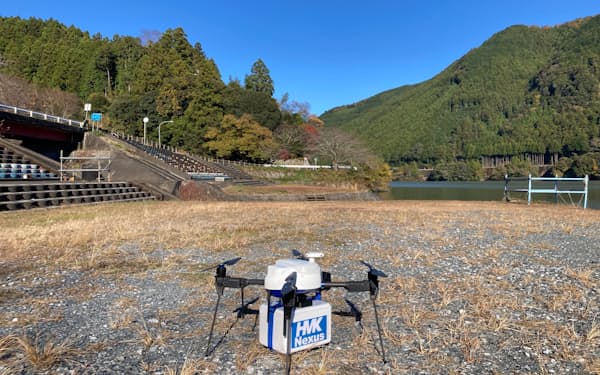設定した飛行ルートに沿って自動で配送する