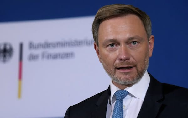 ドイツのリントナー財務相は財政規律を重視する立場だ（10日、ベルリン）＝ロイター