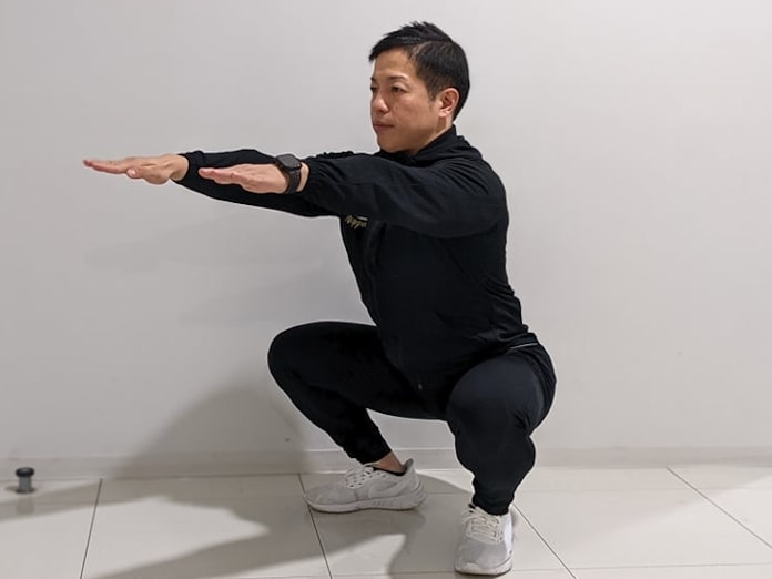 今年こそ筋トレ 日体大准教授 まずスクワットから 日本経済新聞 今年こそ筋トレ 日体大准教授 まずスクワットから 日本経済新聞