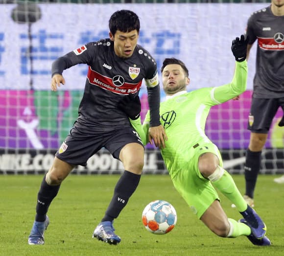 冨安 遠藤航らフル出場 海外サッカー 日本経済新聞 冨安 遠藤航らフル出場 海外サッカー 日本経済新聞