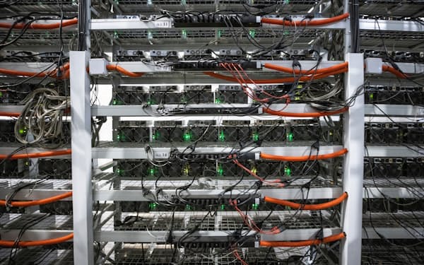 ビットコインの採掘では大量の電力を消費する=ロイター