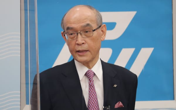 石川県の谷本正憲知事は次の知事選には出馬しない意向を示した（11月、石川県庁）