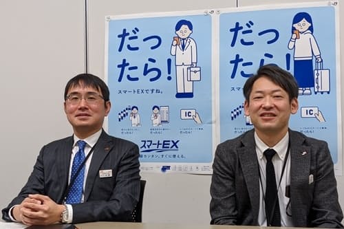 EX予約・スマートEXのシステム運用を担当する中野久司氏（左）と、EX-MaaSの企画を担当する大江紀洋氏