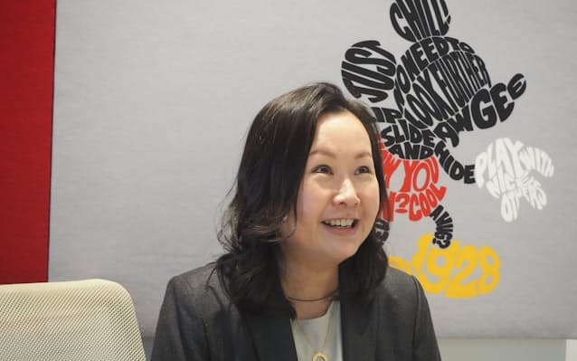 ディズニー ジャパン社長 地域発の作品も幅広く配信 日本経済新聞 ディズニー ジャパン社長 地域発の作品も幅広く配信 日本経済新聞