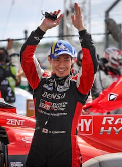 最優秀選手にトヨタの小林可夢偉 東京運動記者クラブ 日本経済新聞 最優秀選手にトヨタの小林可夢偉 東京運動記者クラブ 日本経済新聞