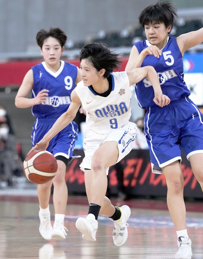 桜花学園 京都精華 女子決勝へ 全国高校バスケ 日本経済新聞 桜花学園 京都精華 女子決勝へ 全国高校バスケ 日本経済新聞